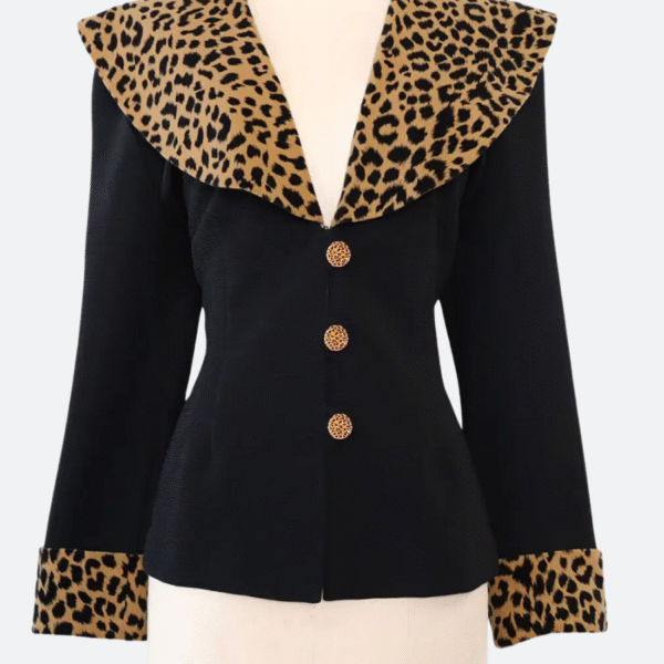 Sabrina Carpenter NYC Leopard Blazer
